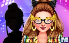 Celebrity Ari All Around The Fashion